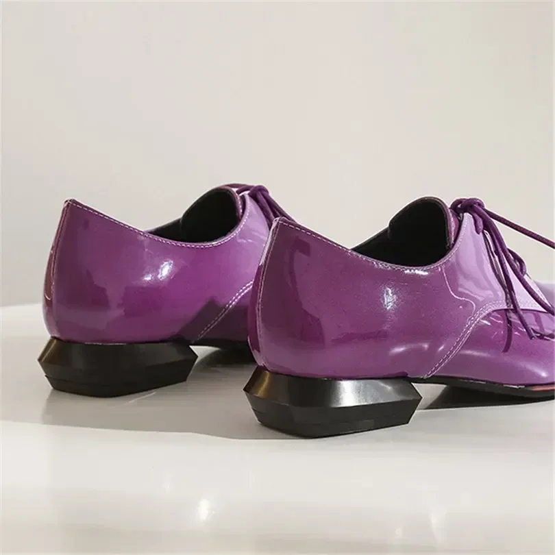 Brytyjskie damskie oksfordzie  – Patent Leather Oxford recenzja i cena