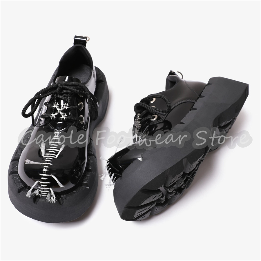 Męskie buty na grubej podeszwi – Patent Leather Oxford recenzja i cena