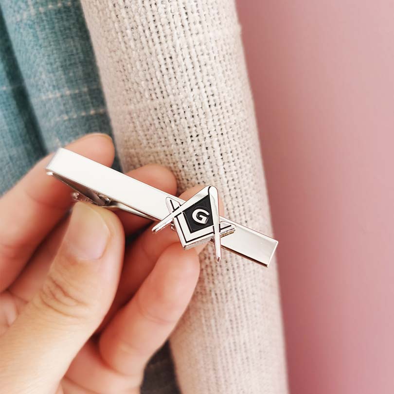 Klips do krawata dla Masona z  – Tie Bar Clip recenzja i cena