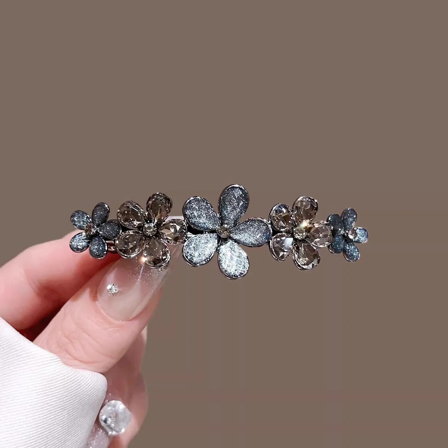 Elegancka kryształowa spinka d – Tie Bar Clip recenzja i cena