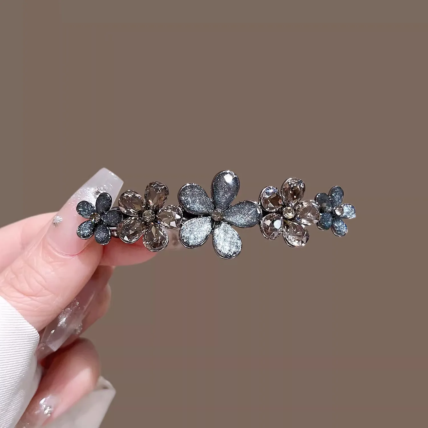 Elegancka kryształowa spinka d – Tie Bar Clip recenzja i cena